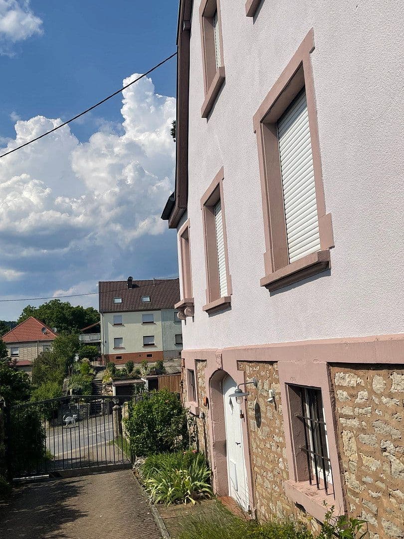 Predaj domu 214 m², pozemok 5.755 m², Gersheim, Sársko Predaj domu 214 m², pozemok 5.755 m², Gersheim, Sársko