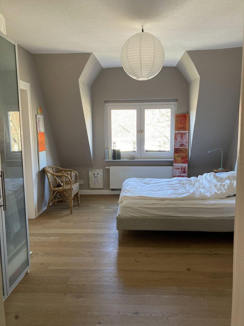 Predaj bytu 3-izbový 112 m², Hannover, Dolné Sasko Predaj bytu 3-izbový 112 m², Hannover, Dolné Sasko