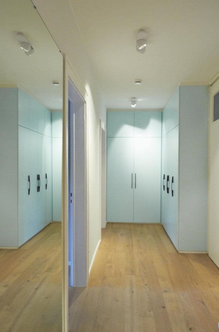 Predaj bytu 3-izbový 112 m², Hannover, Dolné Sasko Predaj bytu 3-izbový 112 m², Hannover, Dolné Sasko