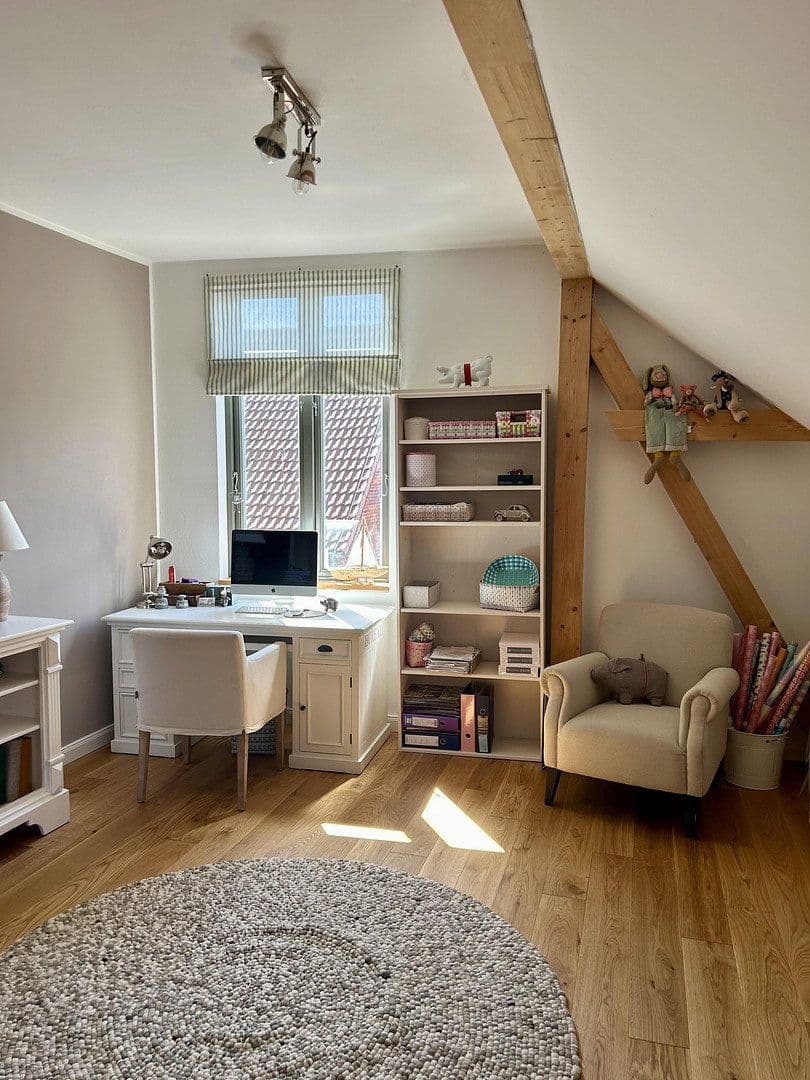 Predaj domu 270 m², pozemek 730 m², Meldorf, Šlezvicko-Holštajnsko Predaj domu 270 m², pozemek 730 m², Meldorf, Šlezvicko-Holštajnsko