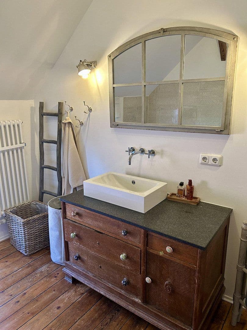 Predaj domu 270 m², pozemek 730 m², Meldorf, Šlezvicko-Holštajnsko Predaj domu 270 m², pozemek 730 m², Meldorf, Šlezvicko-Holštajnsko