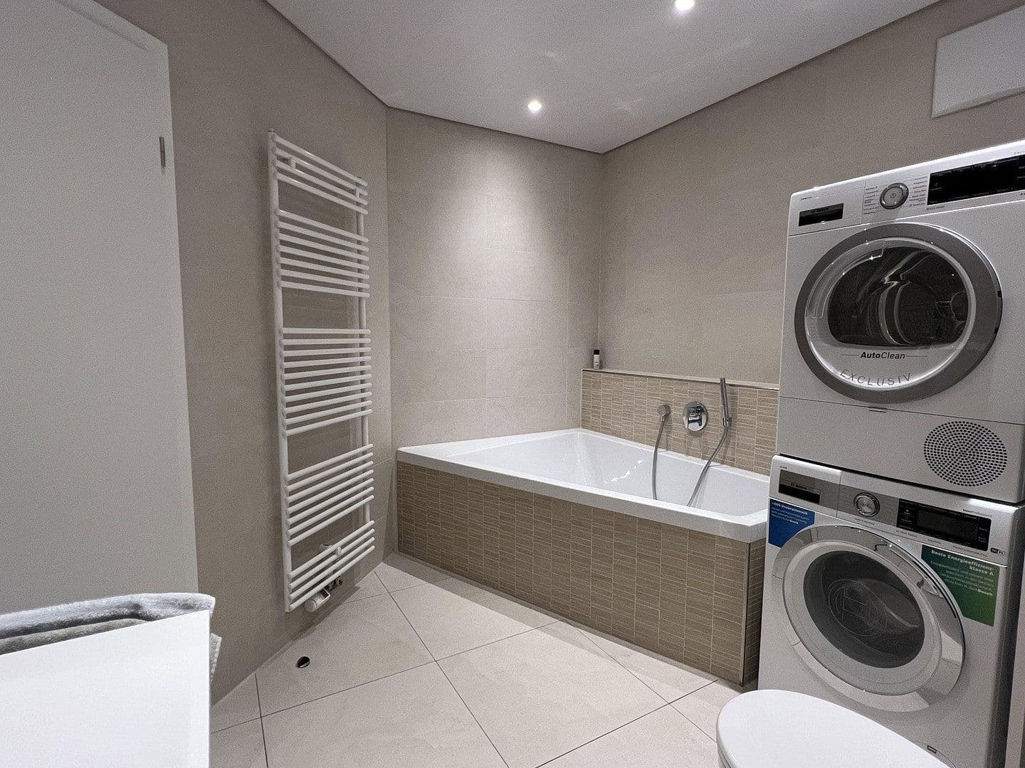 Predaj bytu 5-izbový 120 m², Winnenden, Bádensko-Wurttembersko Predaj bytu 5-izbový 120 m², Winnenden, Bádensko-Wurttembersko