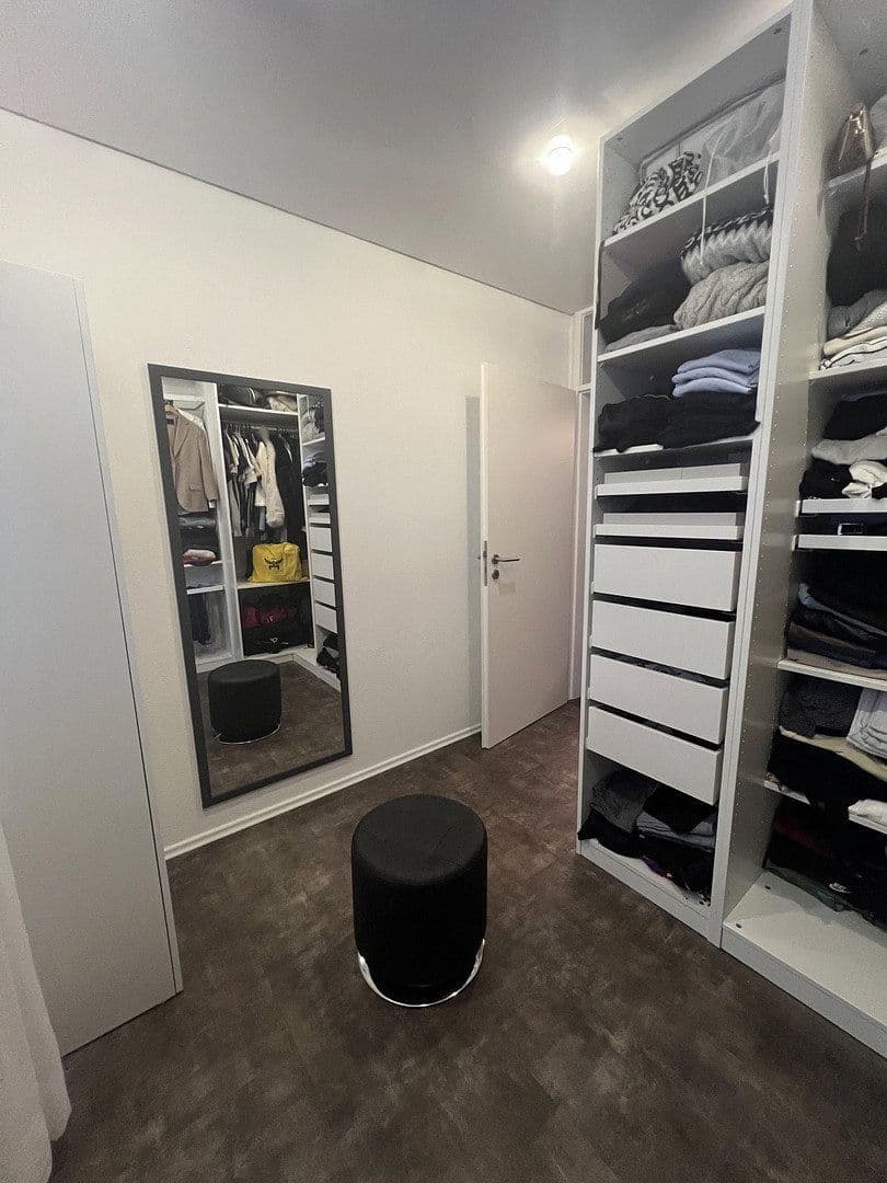 Predaj bytu 5-izbový 120 m², Winnenden, Bádensko-Wurttembersko Predaj bytu 5-izbový 120 m², Winnenden, Bádensko-Wurttembersko