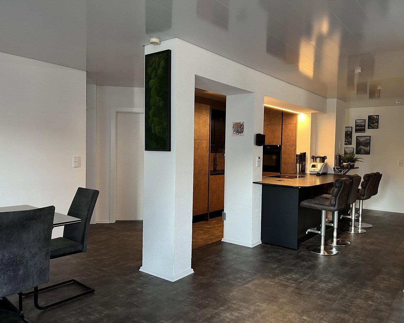 Predaj bytu 5-izbový 120 m², Winnenden, Bádensko-Wurttembersko Predaj bytu 5-izbový 120 m², Winnenden, Bádensko-Wurttembersko