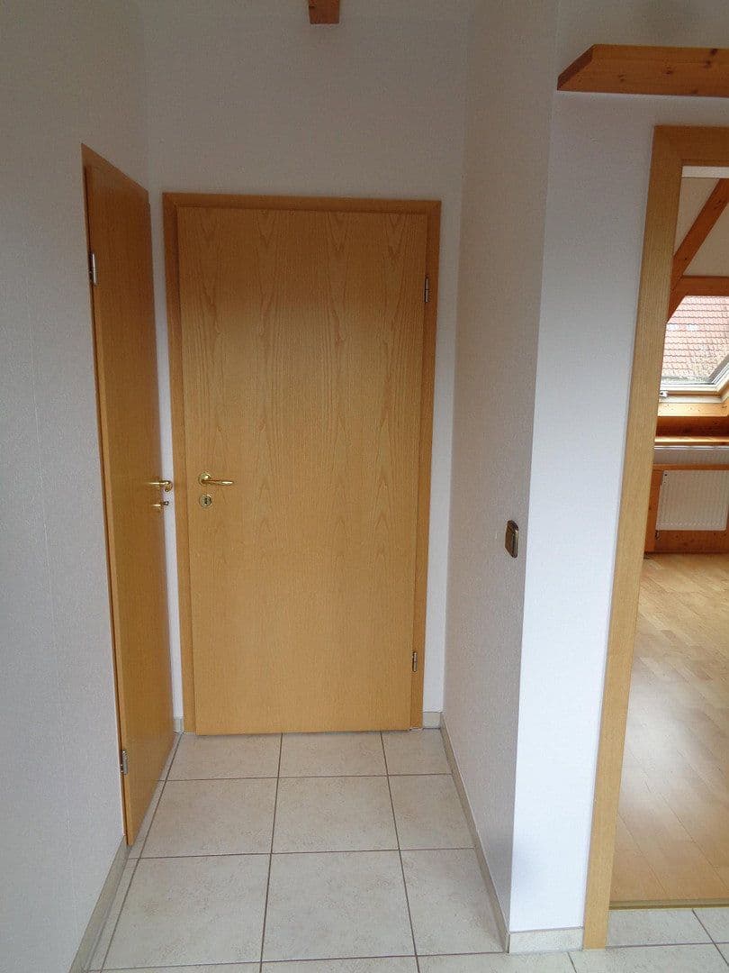 Prenájom bytu 3-izbový 93 m², Sulz am Neckar, Bádensko-Wurttembersko Prenájom bytu 3-izbový 93 m², Sulz am Neckar, Bádensko-Wurttembersko