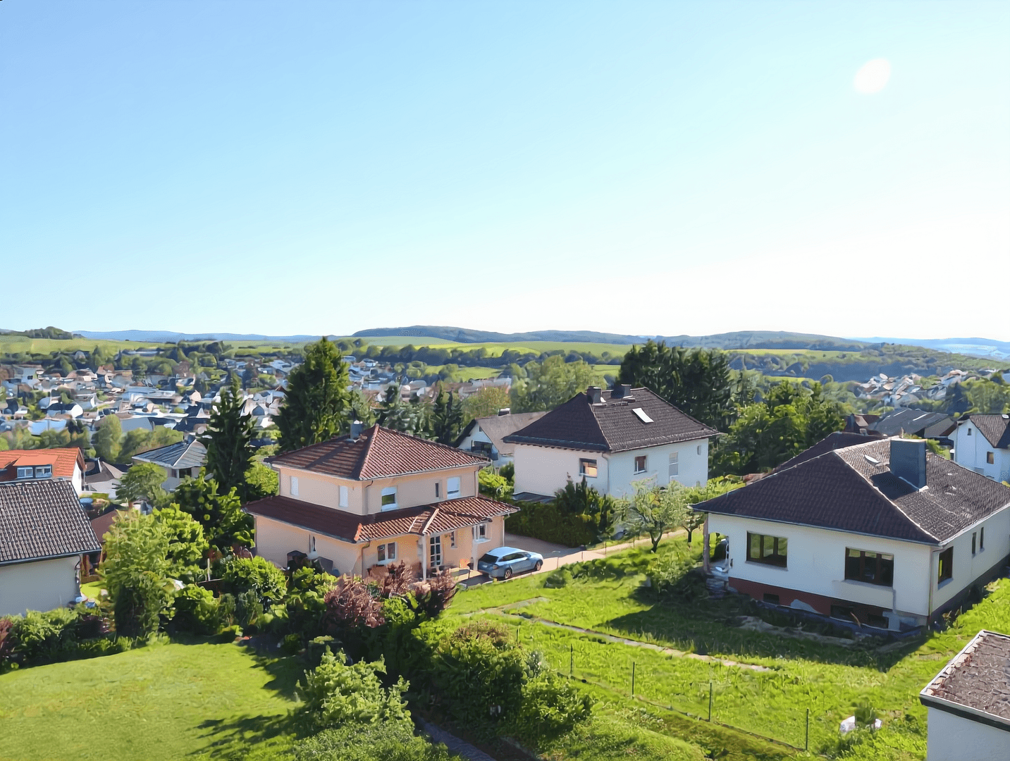 Prenájom bytu 3-izbový 123 m², Grävenwiesbach, Hesensko Prenájom bytu 3-izbový 123 m², Grävenwiesbach, Hesensko