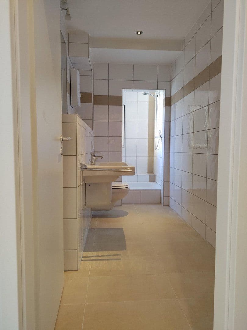 Predaj bytu 3-izbový 73 m², Niederfelder Weg 95, Koblenz, Porýnie-Falcko Predaj bytu 3-izbový 73 m², Niederfelder Weg 95, Koblenz, Porýnie-Falcko