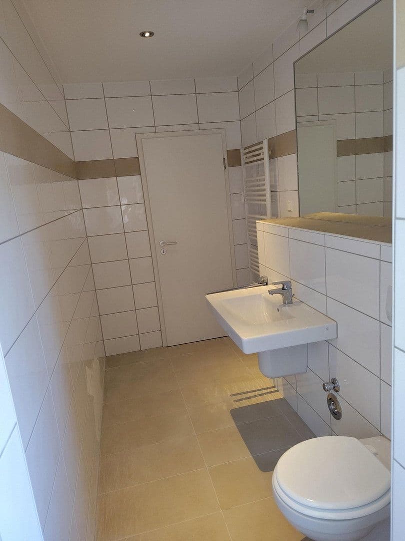 Predaj bytu 3-izbový 73 m², Niederfelder Weg 95, Koblenz, Porýnie-Falcko Predaj bytu 3-izbový 73 m², Niederfelder Weg 95, Koblenz, Porýnie-Falcko