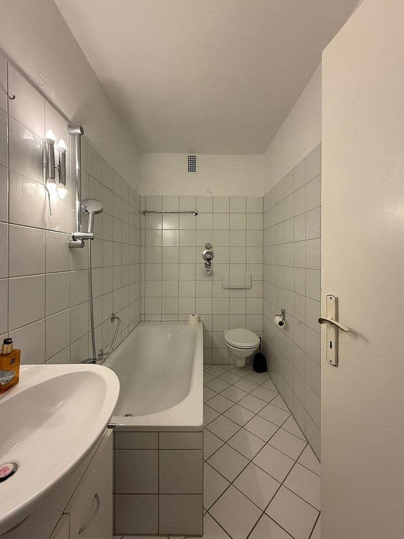 Predaj bytu 2-izbový 57 m², Beethovenstraße 64, Frankfurt am Main, Hesensko Predaj bytu 2-izbový 57 m², Beethovenstraße 64, Frankfurt am Main, Hesensko