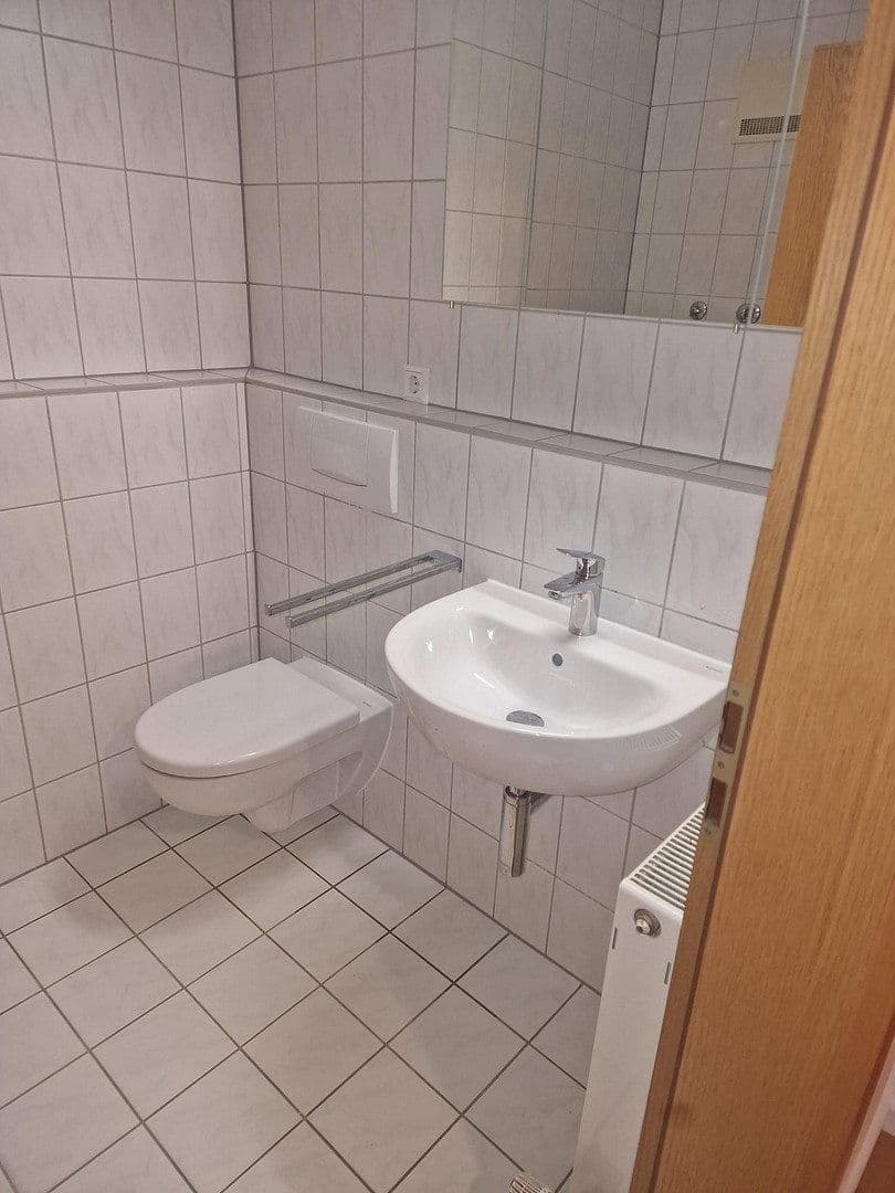 Prenájom bytu 1-izbový 45 m², Waldackerstraße 10, Schwaigern, Bádensko-Wurttembersko Prenájom bytu 1-izbový 45 m², Waldackerstraße 10, Schwaigern, Bádensko-Wurttembersko