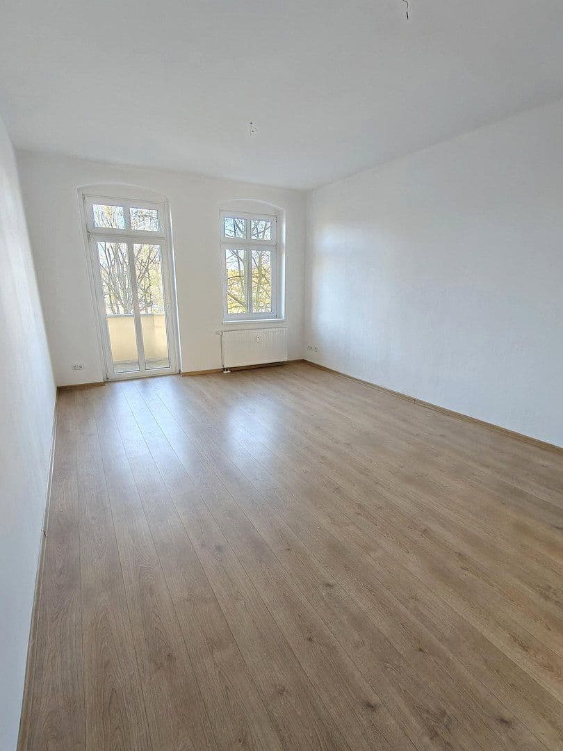 Prenájom bytu 1-izbový 40 m², Neuendorfstraße 14, Hennigsdorf, Brandenbursko Prenájom bytu 1-izbový 40 m², Neuendorfstraße 14, Hennigsdorf, Brandenbursko