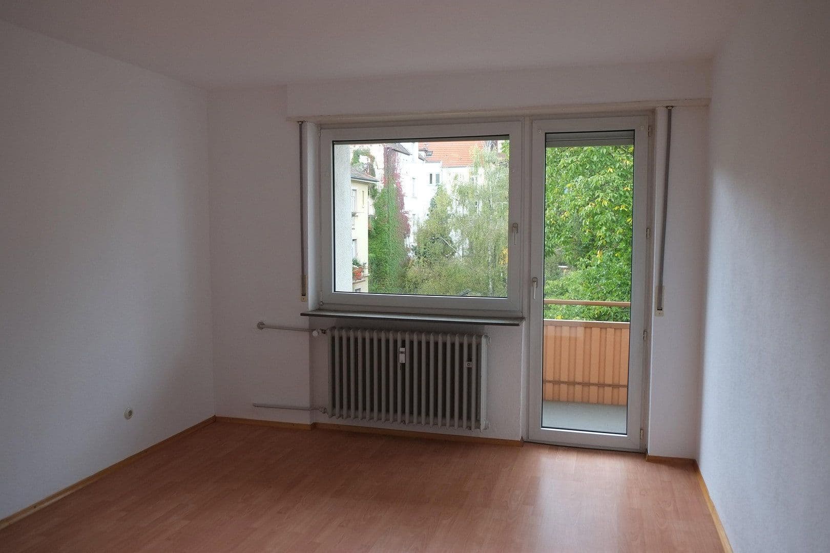 Prenájom bytu 2-izbový 57 m², Mannheim, Bádensko-Wurttembersko Prenájom bytu 2-izbový 57 m², Mannheim, Bádensko-Wurttembersko