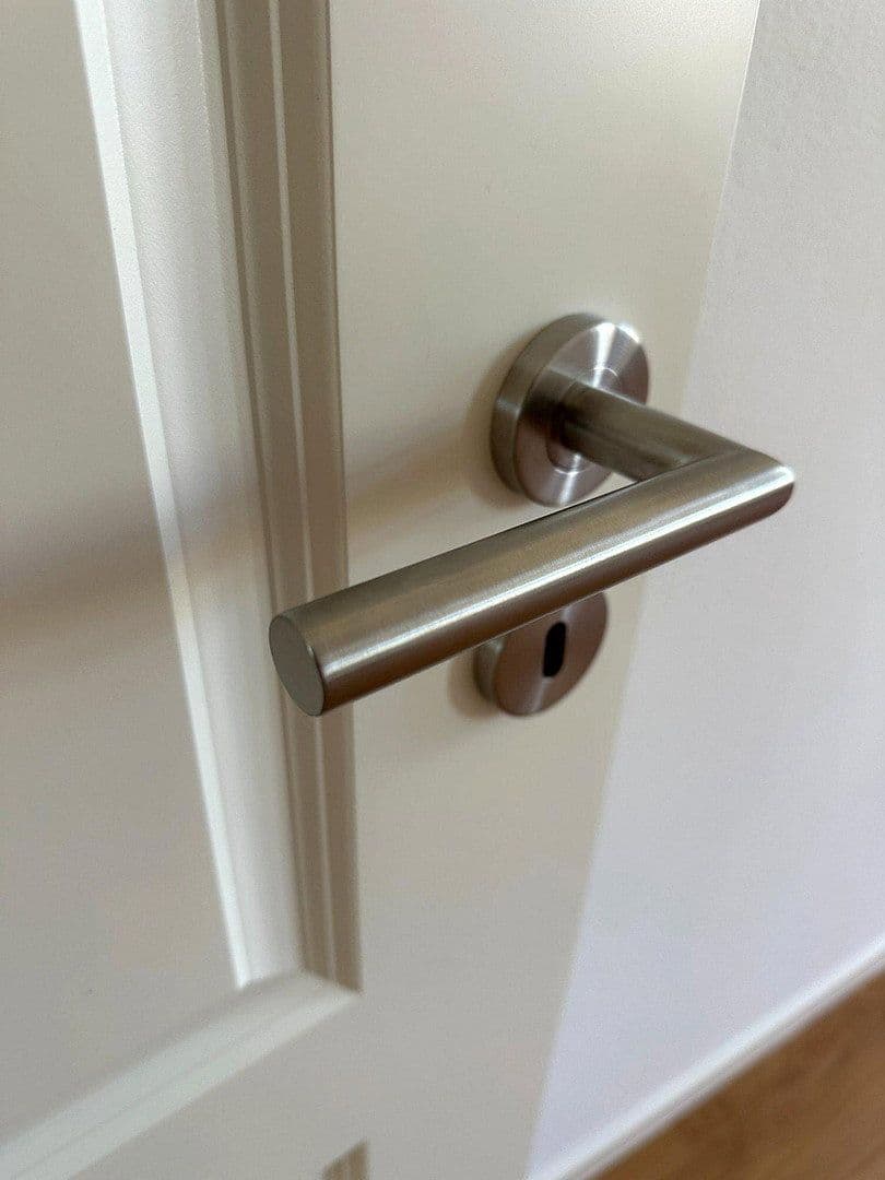 Prenájom bytu 3-izbový 90 m², Fritz-Matschke-Str. 12, Chemnitz, Sasko Prenájom bytu 3-izbový 90 m², Fritz-Matschke-Str. 12, Chemnitz, Sasko