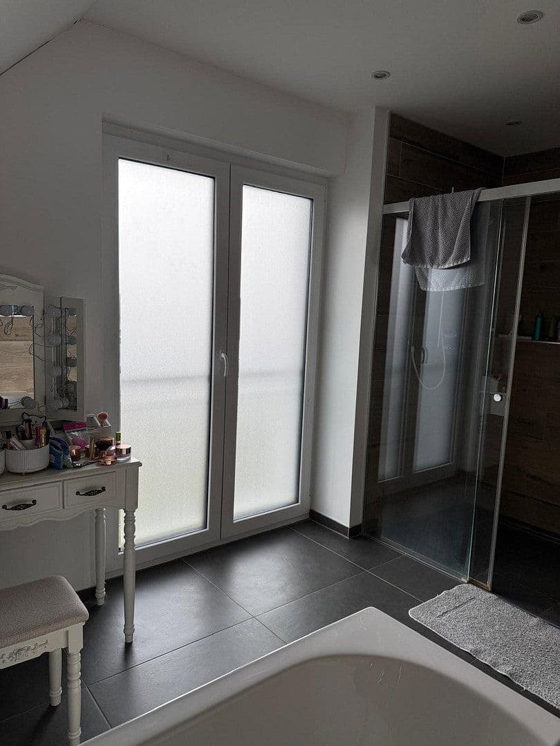 Predaj domu 176 m², pozemek 551 m², Neunkirchen am Brand, Bavorsko Predaj domu 176 m², pozemek 551 m², Neunkirchen am Brand, Bavorsko