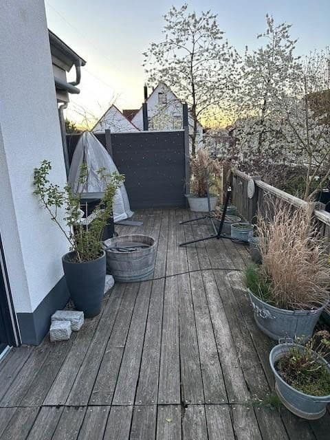 Predaj domu 176 m², pozemek 551 m², Neunkirchen am Brand, Bavorsko Predaj domu 176 m², pozemek 551 m², Neunkirchen am Brand, Bavorsko