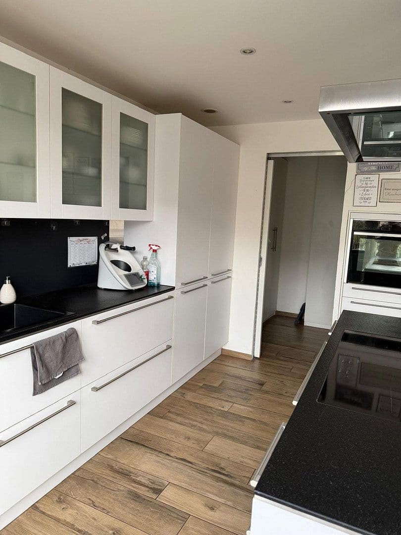 Predaj domu 176 m², pozemek 551 m², Neunkirchen am Brand, Bavorsko Predaj domu 176 m², pozemek 551 m², Neunkirchen am Brand, Bavorsko