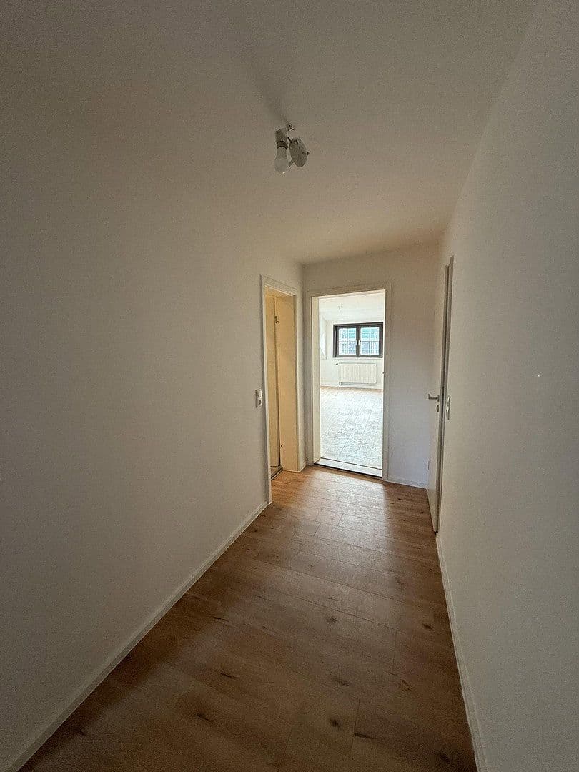 Prenájom bytu 2-izbový 68 m², August-Bebel-Straße 13, Kahla, Durínsko Prenájom bytu 2-izbový 68 m², August-Bebel-Straße 13, Kahla, Durínsko