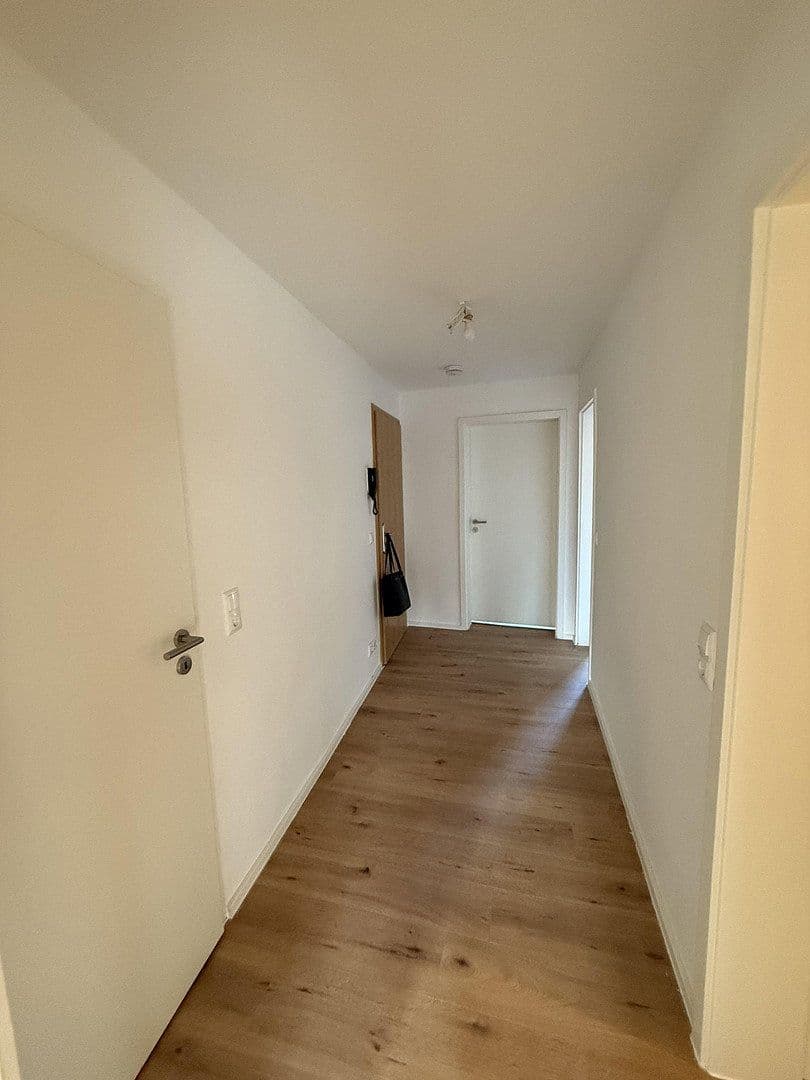 Prenájom bytu 2-izbový 68 m², August-Bebel-Straße 13, Kahla, Durínsko Prenájom bytu 2-izbový 68 m², August-Bebel-Straße 13, Kahla, Durínsko