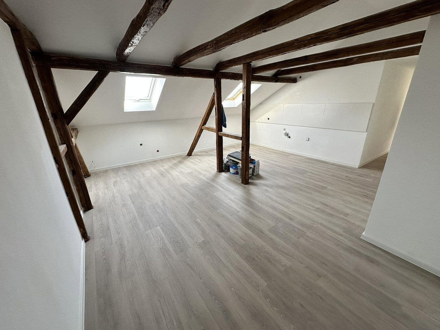 Prenájom bytu 3-izbový 79 m², Bergstraße 56, Apolda, Durínsko Prenájom bytu 3-izbový 79 m², Bergstraße 56, Apolda, Durínsko