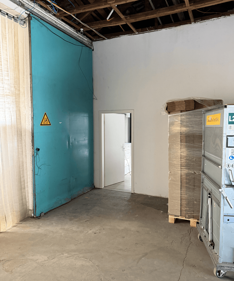 Prenájom nebytového priestoru 1.065 m², Industriestr. 17, Viernheim, Hesensko Prenájom nebytového priestoru 1.065 m², Industriestr. 17, Viernheim, Hesensko