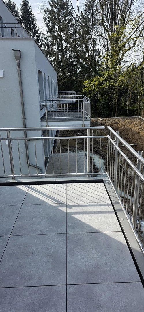 Prenájom bytu 3-izbový 79 m², Lotsenstr. 9, Solingen, Severné Porýnie - Westfálsko Prenájom bytu 3-izbový 79 m², Lotsenstr. 9, Solingen, Severné Porýnie - Westfálsko