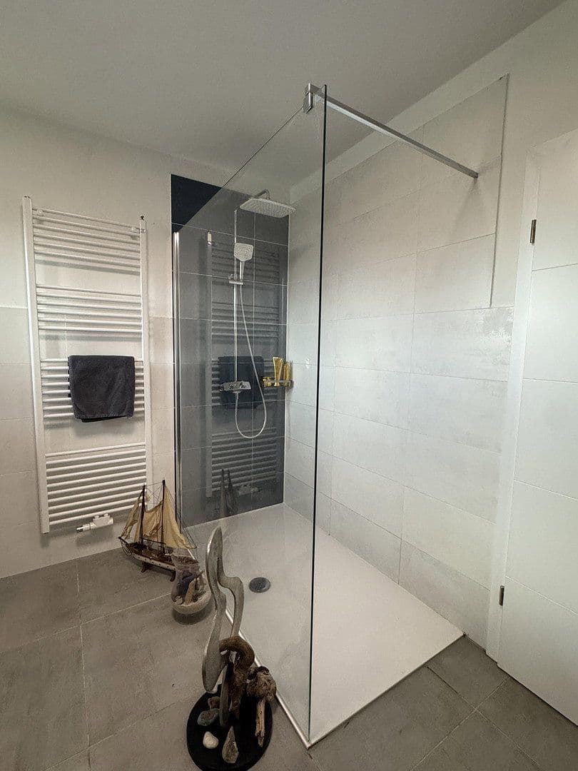 Predaj domu 198 m², pozemek 1.000 m², Hamburg, Hamburg Predaj domu 198 m², pozemek 1.000 m², Hamburg, Hamburg