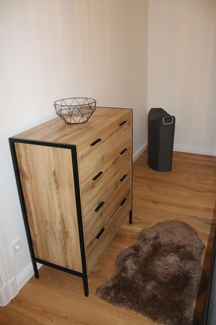 Prenájom bytu 2-izbový 53 m², Thomasiusstr. 8, Berlin, Berlín Prenájom bytu 2-izbový 53 m², Thomasiusstr. 8, Berlin, Berlín