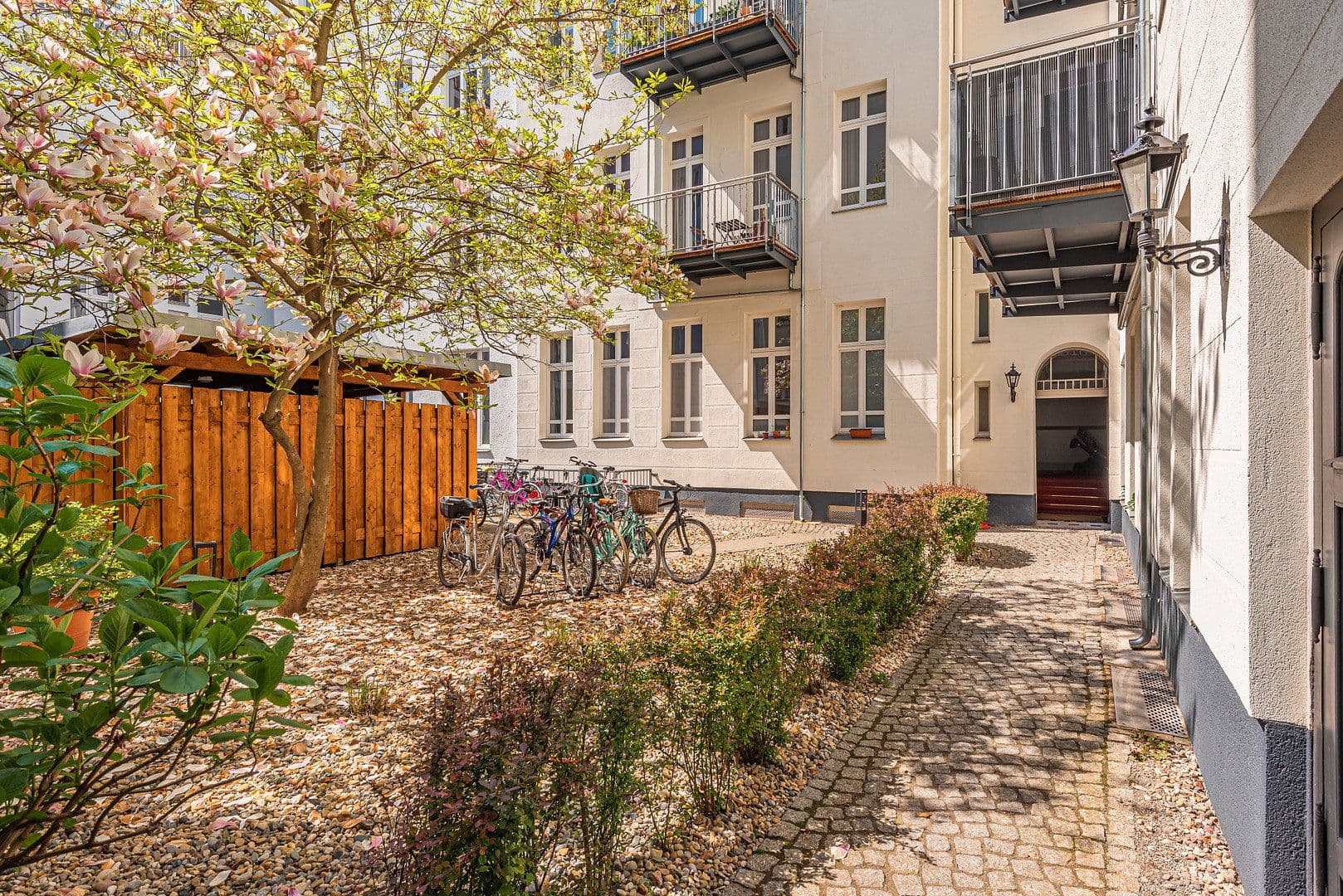 Prenájom bytu 2-izbový 53 m², Thomasiusstr. 8, Berlin, Berlín Prenájom bytu 2-izbový 53 m², Thomasiusstr. 8, Berlin, Berlín