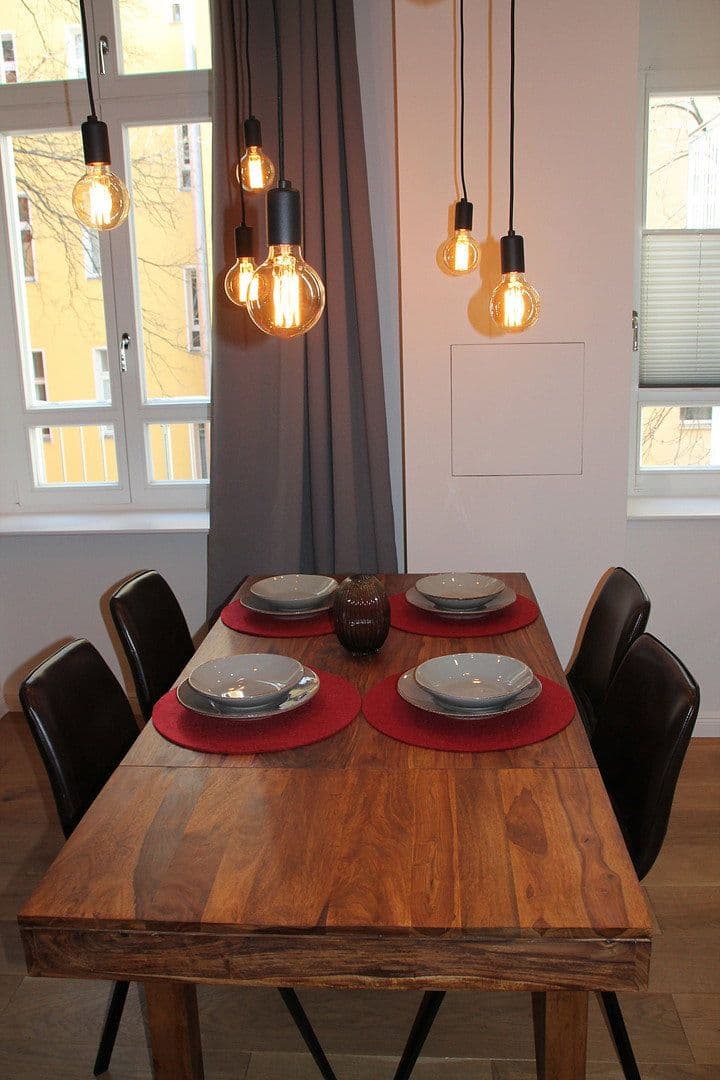 Prenájom bytu 2-izbový 53 m², Thomasiusstr. 8, Berlin, Berlín Prenájom bytu 2-izbový 53 m², Thomasiusstr. 8, Berlin, Berlín