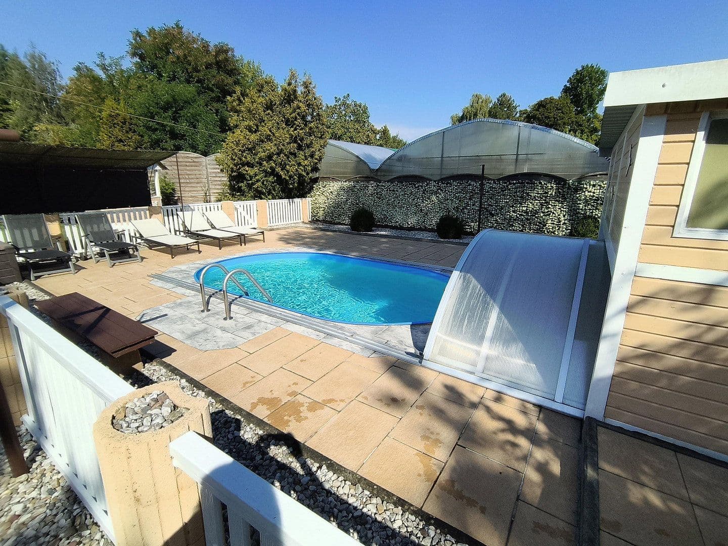 Predaj domu 215 m², pozemek 1.850 m², Leipzig OT Thekla, Sasko Predaj domu 215 m², pozemek 1.850 m², Leipzig OT Thekla, Sasko