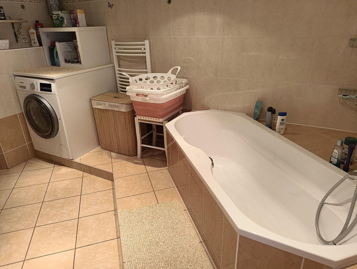 Predaj domu 215 m², pozemek 1.850 m², Leipzig OT Thekla, Sasko Predaj domu 215 m², pozemek 1.850 m², Leipzig OT Thekla, Sasko