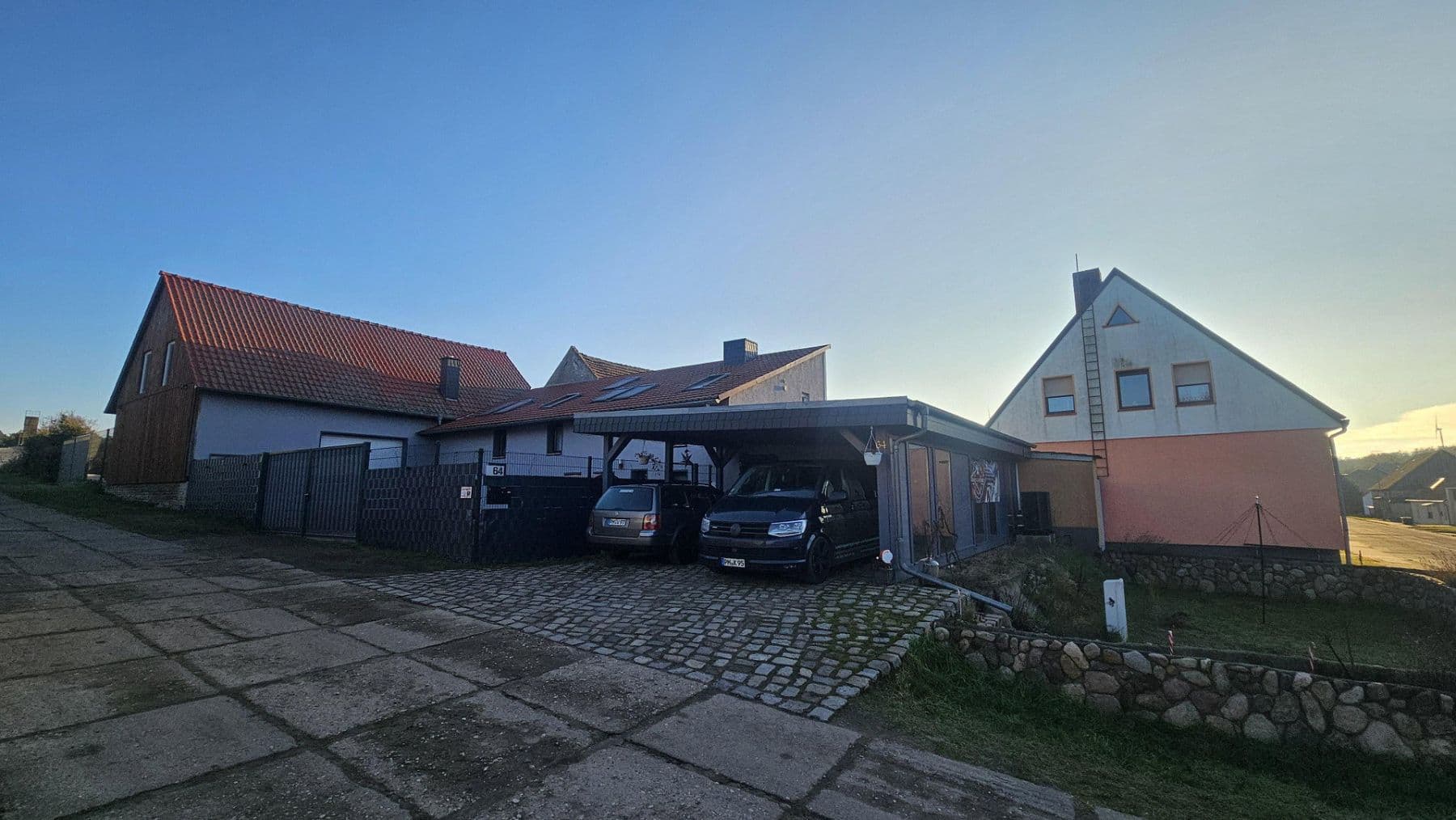 Predaj domu 160 m², pozemek 1.343 m², Brück, Brandenbursko Predaj domu 160 m², pozemek 1.343 m², Brück, Brandenbursko