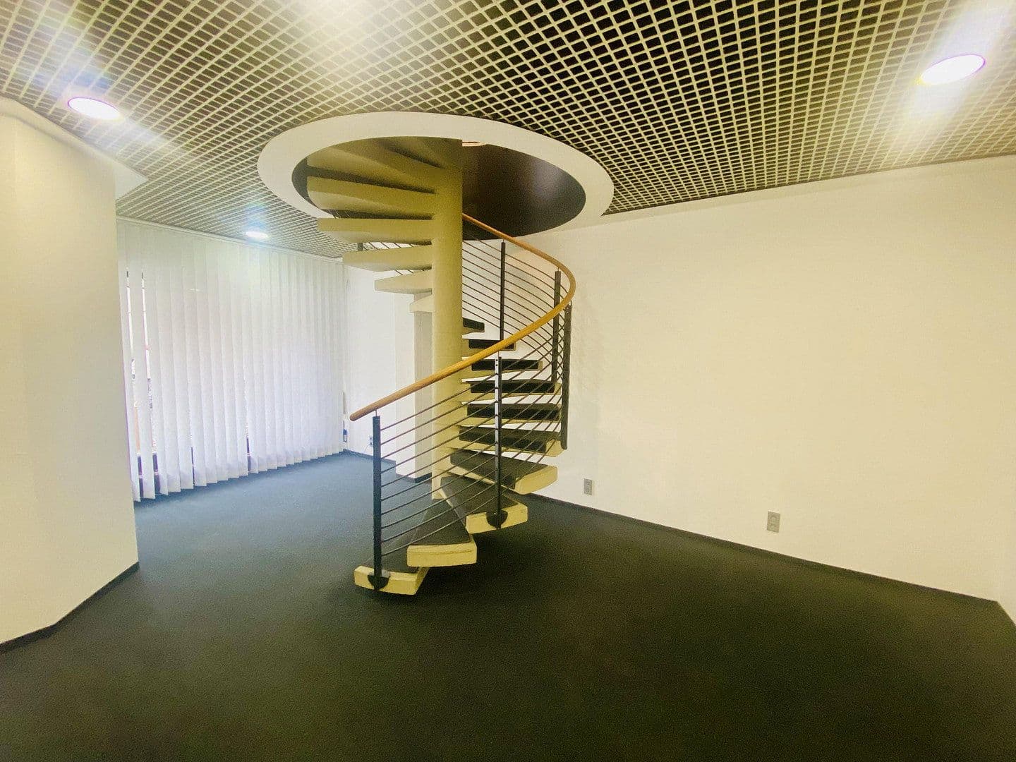 Predaj domu 384 m², pozemek 232 m², Bad Soden-Salmünster, Hesensko Predaj domu 384 m², pozemek 232 m², Bad Soden-Salmünster, Hesensko