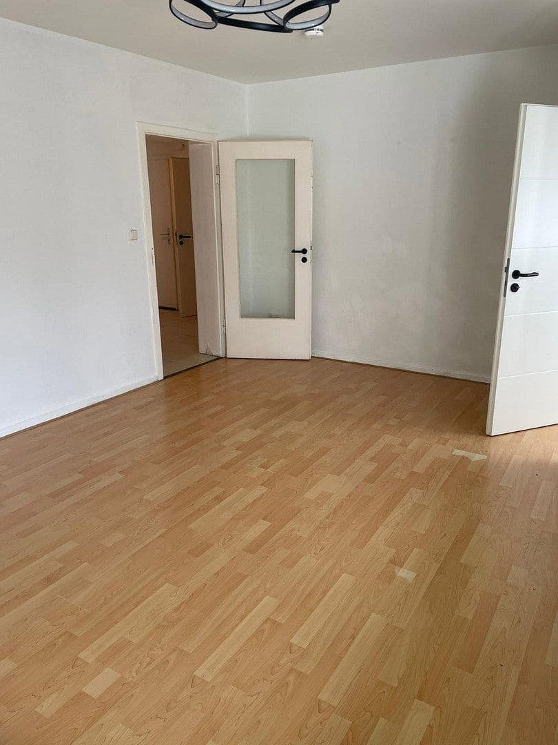 Prenájom bytu 3-izbový 78 m², Rauendahlstraße 27, Hattingen, Severné Porýnie - Westfálsko Prenájom bytu 3-izbový 78 m², Rauendahlstraße 27, Hattingen, Severné Porýnie - Westfálsko