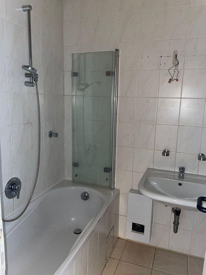 Prenájom bytu 3-izbový 78 m², Rauendahlstraße 27, Hattingen, Severné Porýnie - Westfálsko Prenájom bytu 3-izbový 78 m², Rauendahlstraße 27, Hattingen, Severné Porýnie - Westfálsko