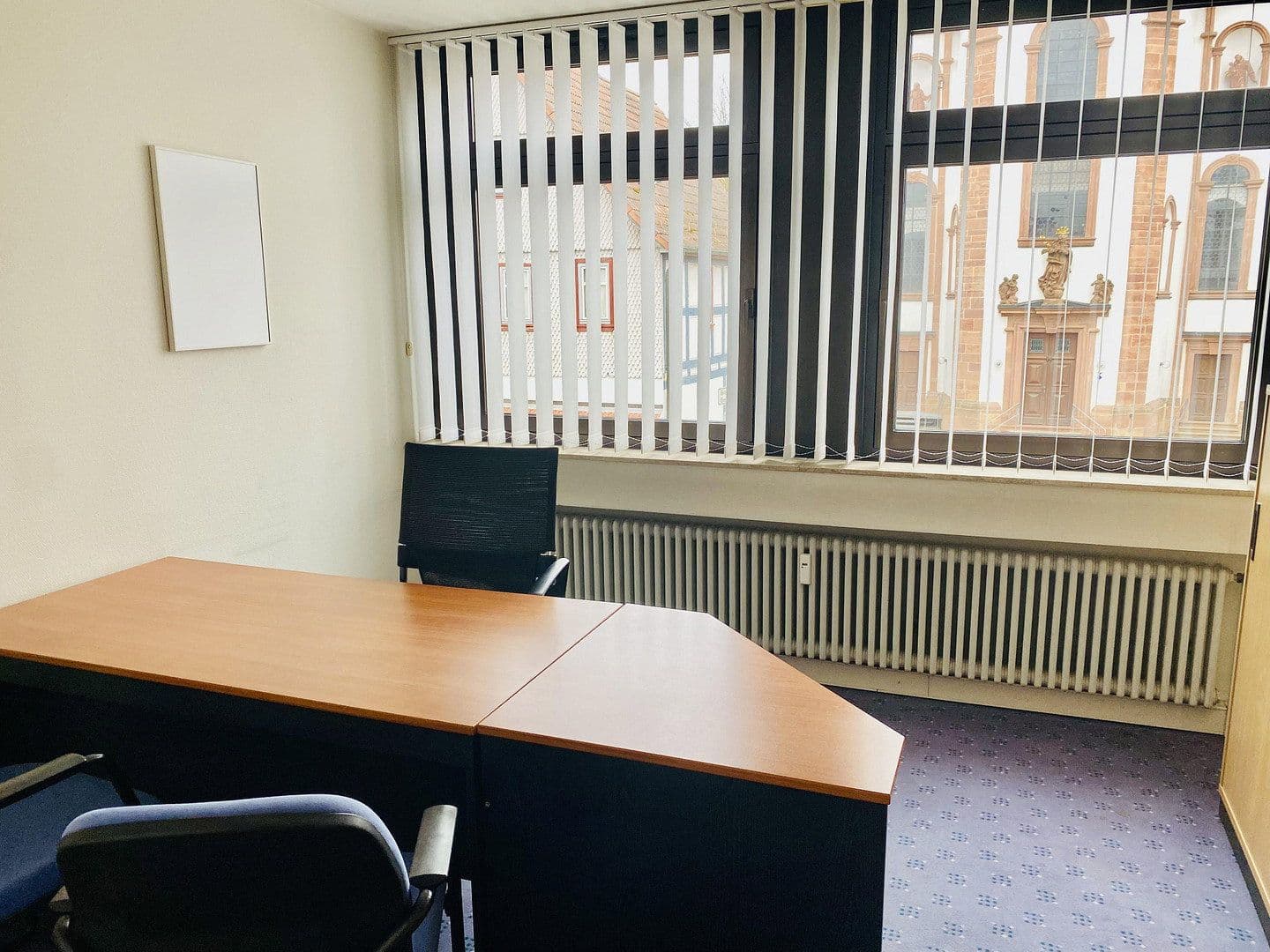 Prenájom kancelárie 100 m², Bad Soden-Salmünster, Hesensko Prenájom kancelárie 100 m², Bad Soden-Salmünster, Hesensko