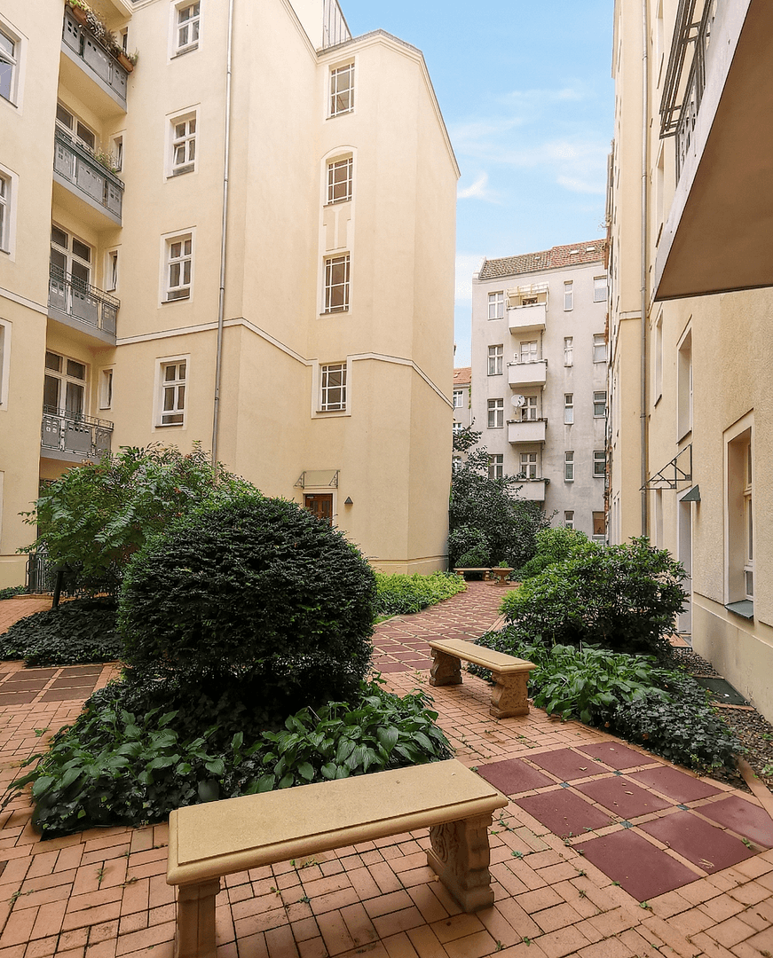 Prenájom bytu 2-izbový 50 m², Zähringerstr. 13, Berlin, Berlín Prenájom bytu 2-izbový 50 m², Zähringerstr. 13, Berlin, Berlín