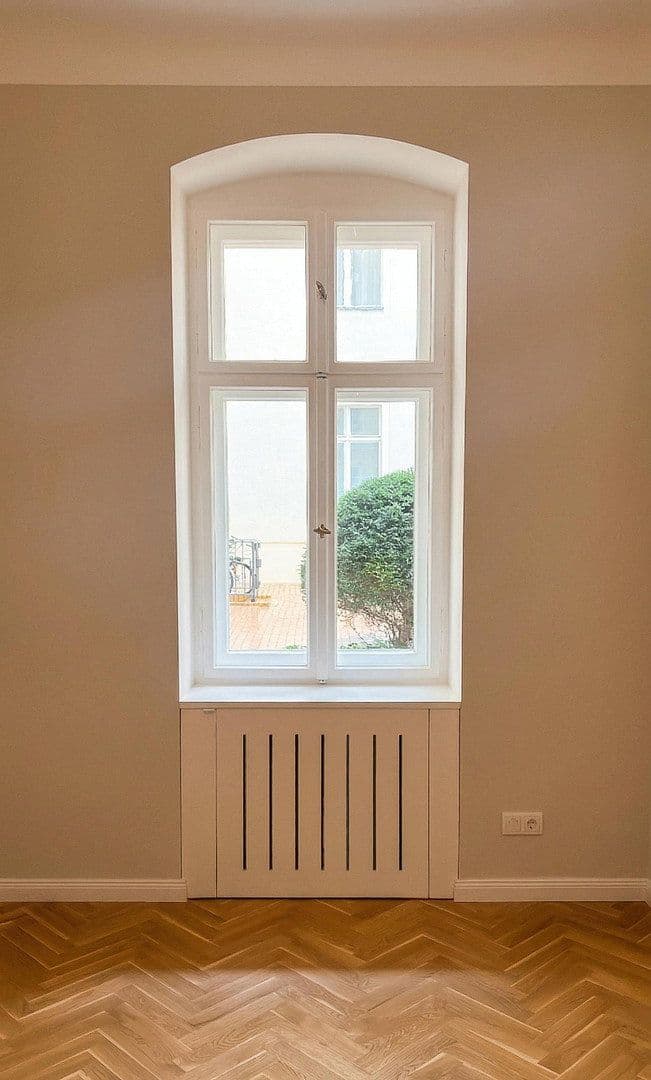 Prenájom bytu 2-izbový 50 m², Zähringerstr. 13, Berlin, Berlín Prenájom bytu 2-izbový 50 m², Zähringerstr. 13, Berlin, Berlín