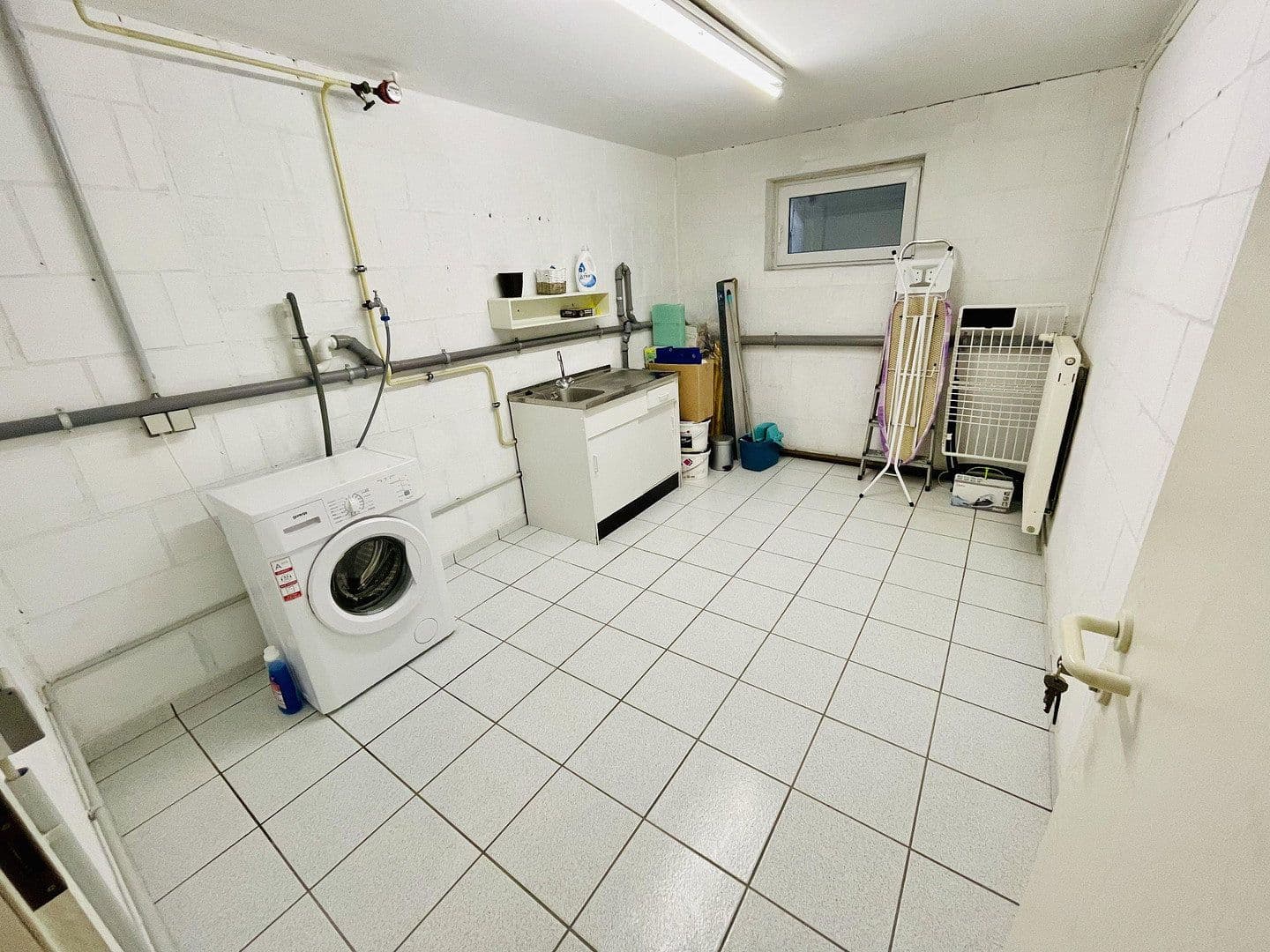 Prenájom bytu 3-izbový 100 m², Modersohn-Becker-Ring 6, Wolfsburg, Dolné Sasko Prenájom bytu 3-izbový 100 m², Modersohn-Becker-Ring 6, Wolfsburg, Dolné Sasko