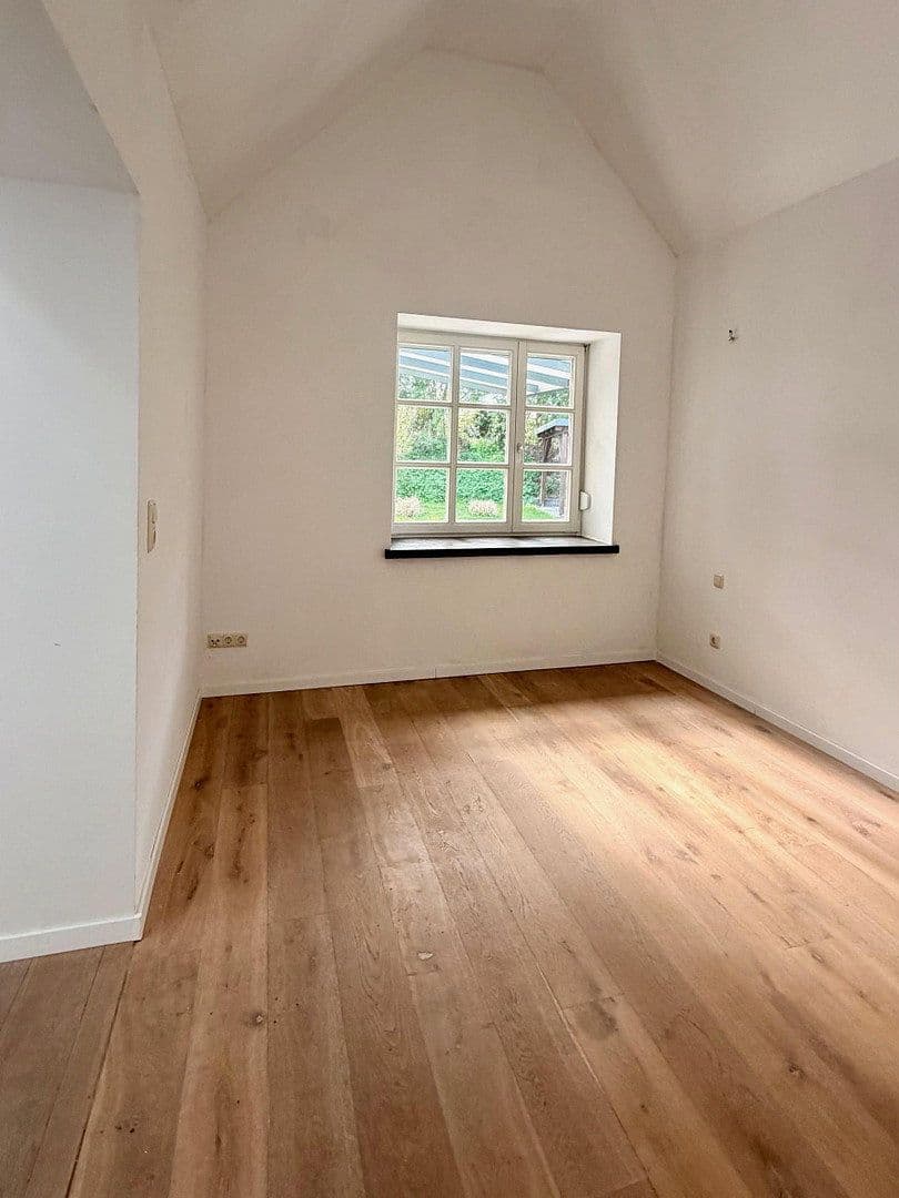 Predaj domu 150 m², pozemek 1.320 m², Sonsbeck, Severné Porýnie - Westfálsko Predaj domu 150 m², pozemek 1.320 m², Sonsbeck, Severné Porýnie - Westfálsko