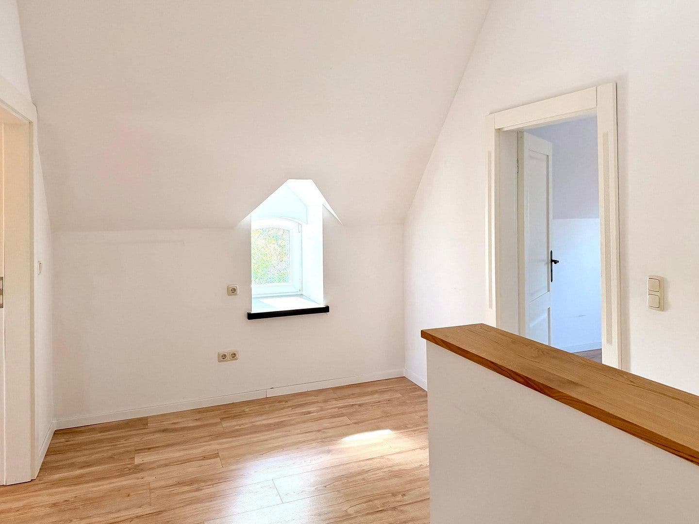 Predaj domu 150 m², pozemek 1.320 m², Sonsbeck, Severné Porýnie - Westfálsko Predaj domu 150 m², pozemek 1.320 m², Sonsbeck, Severné Porýnie - Westfálsko