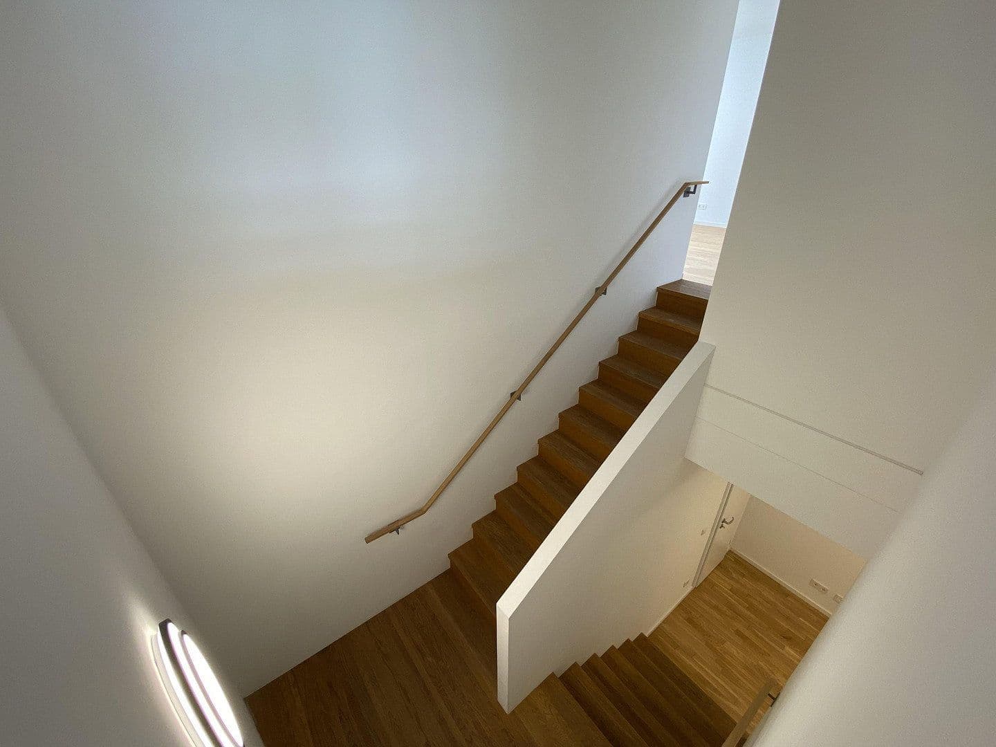 Predaj domu 104 m², pozemek 78 m², München, Bavorsko Predaj domu 104 m², pozemek 78 m², München, Bavorsko