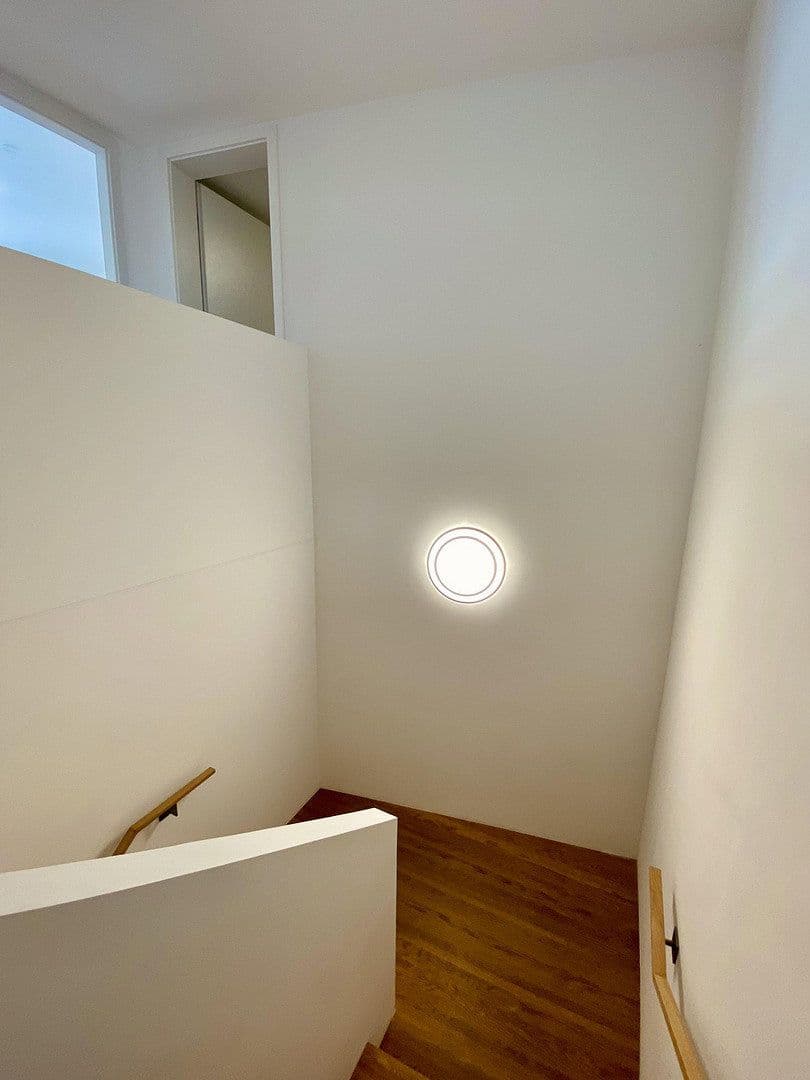 Predaj domu 104 m², pozemek 78 m², München, Bavorsko Predaj domu 104 m², pozemek 78 m², München, Bavorsko