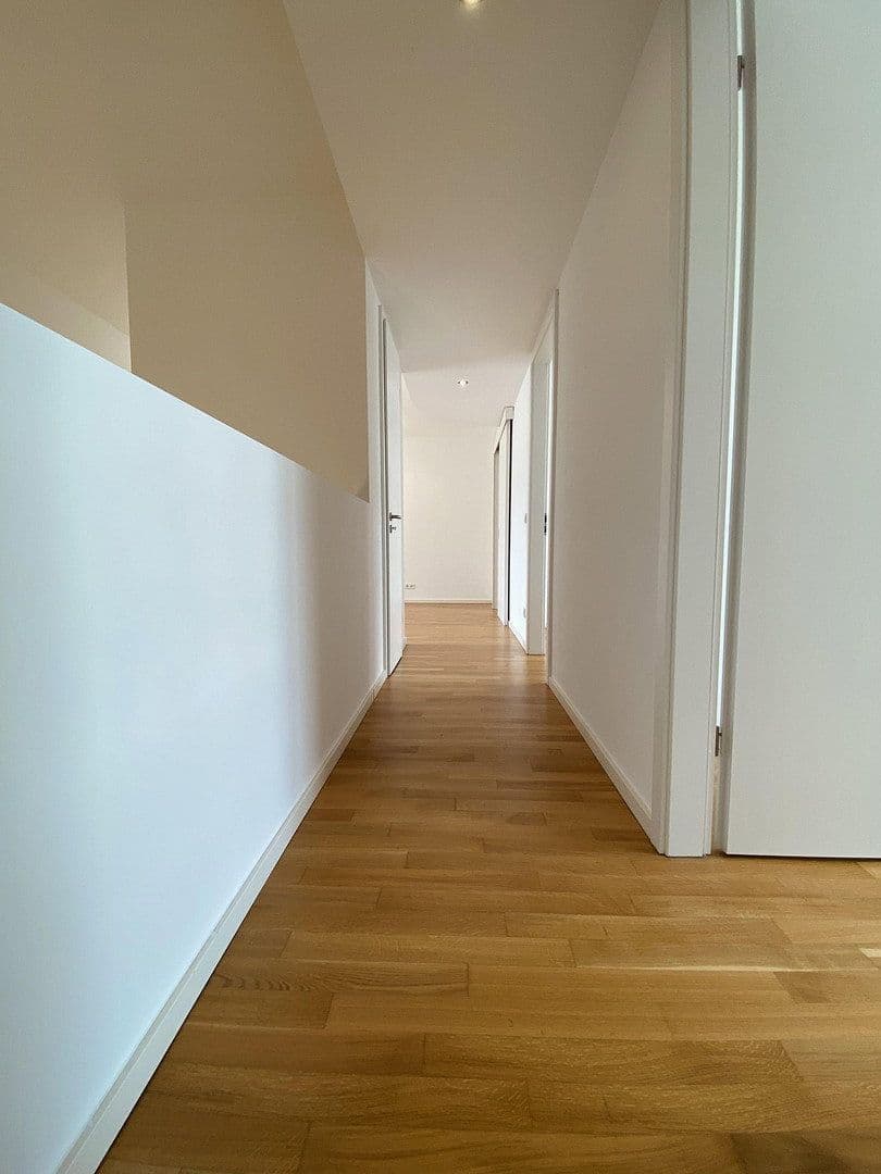 Predaj domu 104 m², pozemek 78 m², München, Bavorsko Predaj domu 104 m², pozemek 78 m², München, Bavorsko