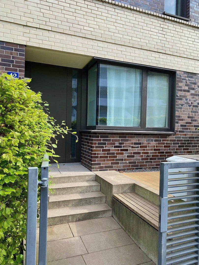 Predaj domu 104 m², pozemek 78 m², München, Bavorsko Predaj domu 104 m², pozemek 78 m², München, Bavorsko