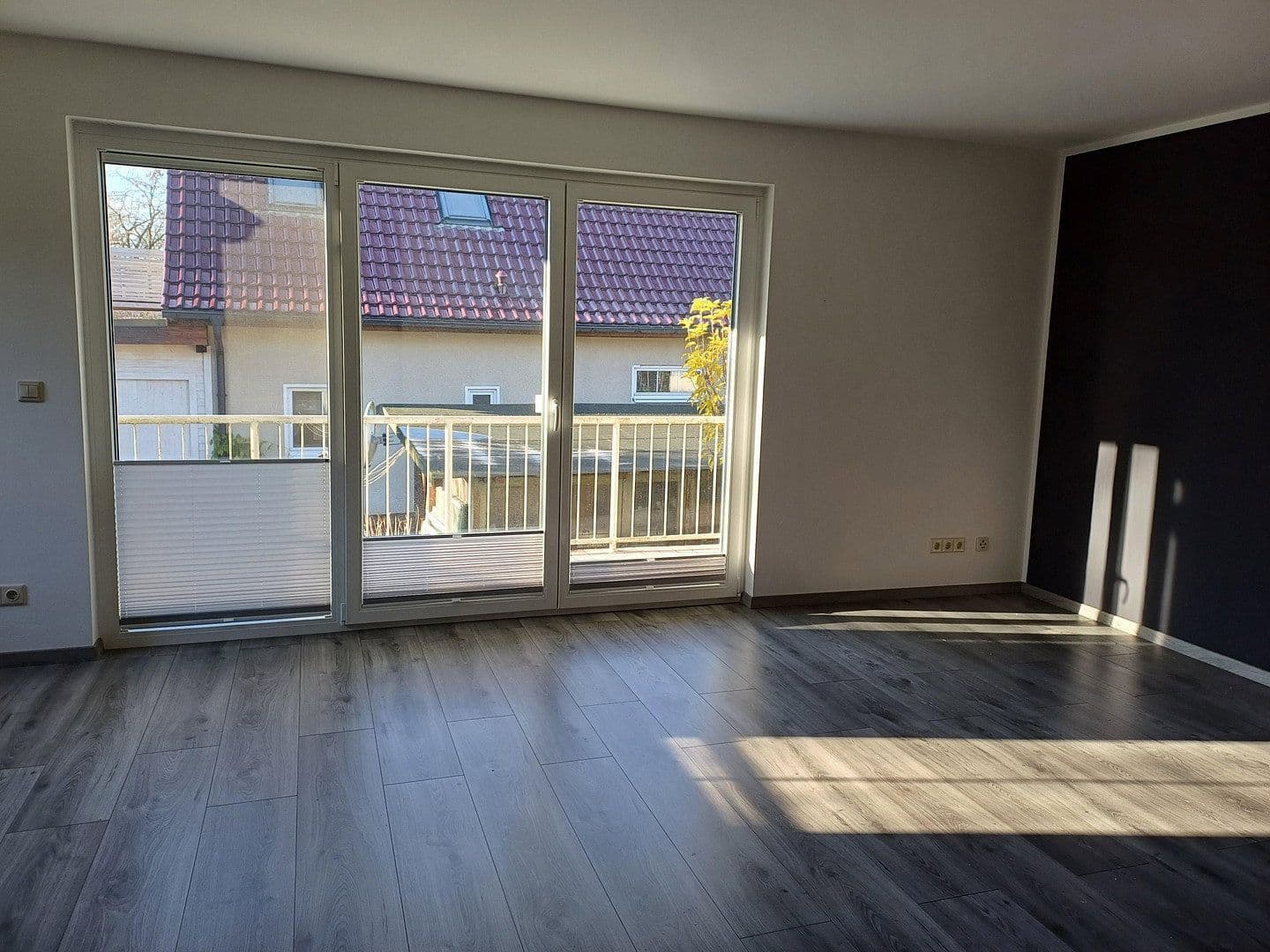 Prenájom bytu 2-izbový 62 m², Karl-Marx-Str. 33, Schulzendorf, Brandenbursko Prenájom bytu 2-izbový 62 m², Karl-Marx-Str. 33, Schulzendorf, Brandenbursko