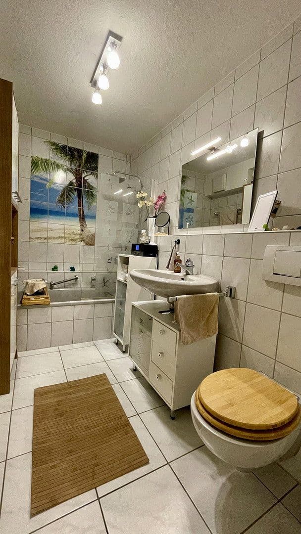 Prenájom bytu 4-izbový 108 m², Ludwig-Thoma-Straße, 16, Feucht, Bavorsko Prenájom bytu 4-izbový 108 m², Ludwig-Thoma-Straße, 16, Feucht, Bavorsko