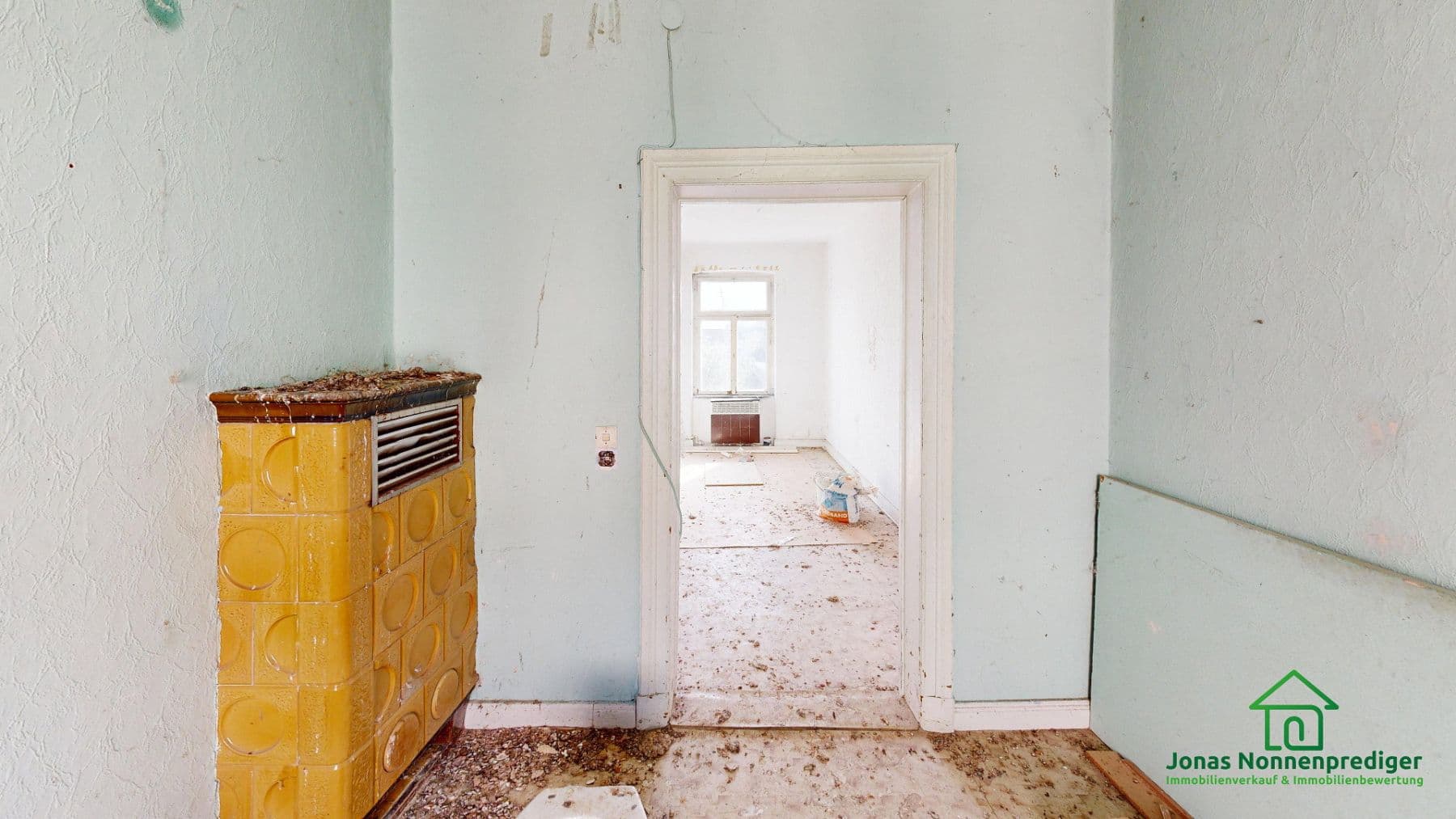 Predaj domu 428 m², pozemek 435 m², Friedensstraße 11, Schwerin, Meklenbursko-Predpomoransko Predaj domu 428 m², pozemek 435 m², Friedensstraße 11, Schwerin, Meklenbursko-Predpomoransko