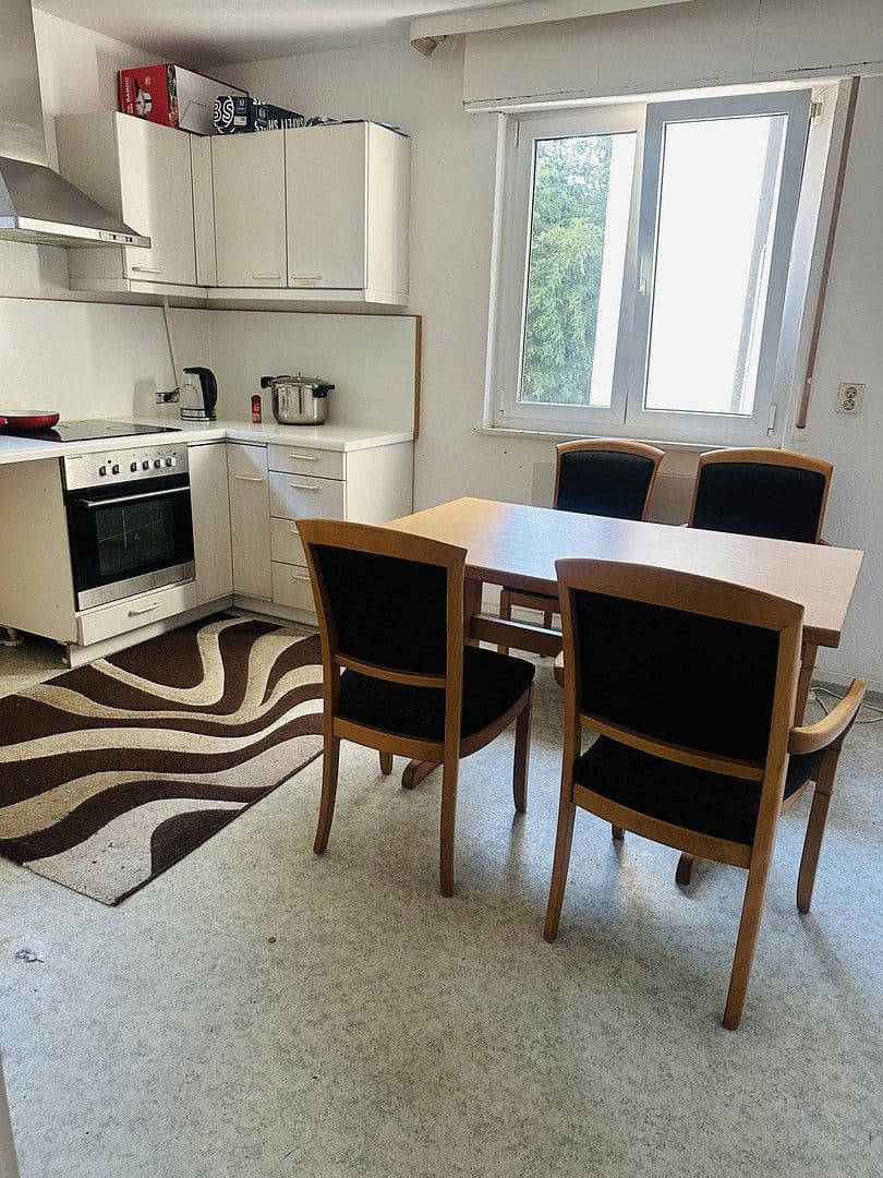 Prenájom bytu 2-izbový 65 m², Heilbronn, Bádensko-Wurttembersko Prenájom bytu 2-izbový 65 m², Heilbronn, Bádensko-Wurttembersko