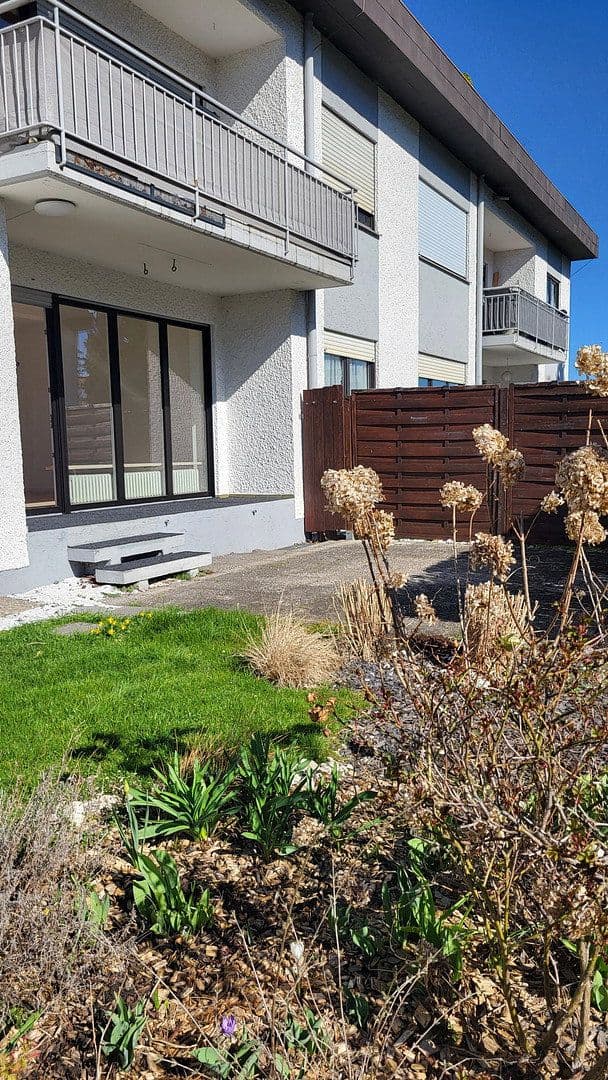 Prenájom bytu 3-izbový 100 m², Münchner Str.179, Karlsfeld, Bavorsko Prenájom bytu 3-izbový 100 m², Münchner Str.179, Karlsfeld, Bavorsko